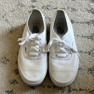 Vans shoes size 9.5 women 8 men